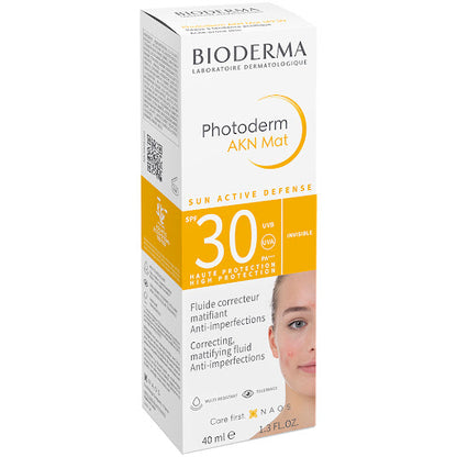 Bioderma Photoderm AKN MAT SPF50+ protector solar  40mL